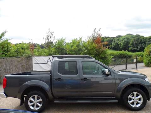 Nissan Navara, Navara Dci Tekna 4X4 Shr Dcb Pick-Up 2.5 Manual Diesel