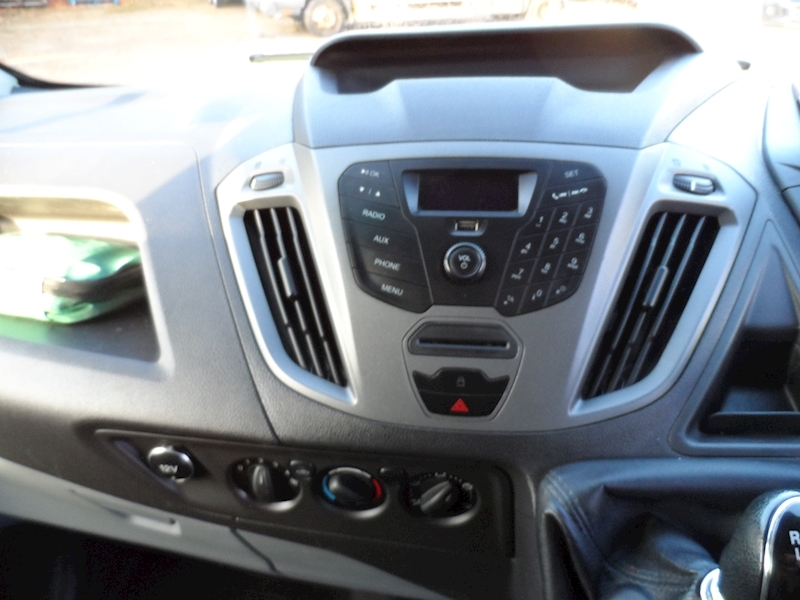 Ford Transit Custom 2.2 TDCi 270 ECOnetic Panel Van 5dr Diesel Manual L1 H2 (178 g/km, 98 bhp) Panel Van 2.2 Manual Diesel