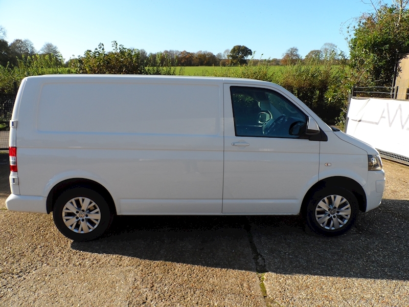 Volkswagen Transporter T28 Highline Panel Van 2.0 Manual Diesel