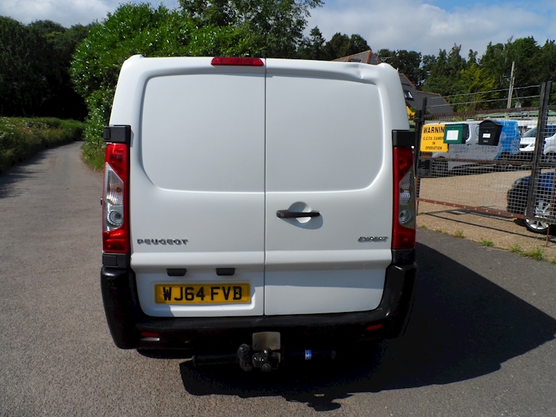 Peugeot 1.6 HDi (EU5) L1 H1 Professional Panel Van 4dr Diesel Manual (177 g/km, 90 bhp)