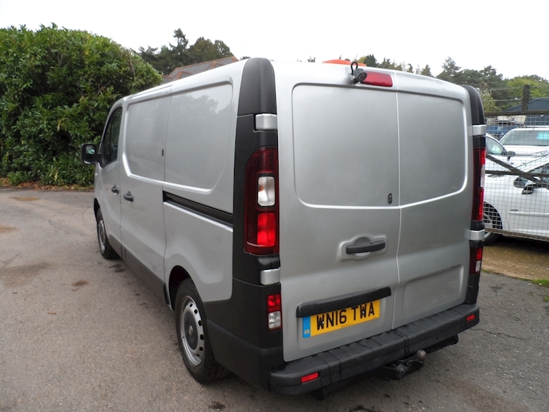 Vauxhall Vivaro 2700 L1h1 Cdti P/V Ecoflex Panel Van 1.6 Manual Diesel