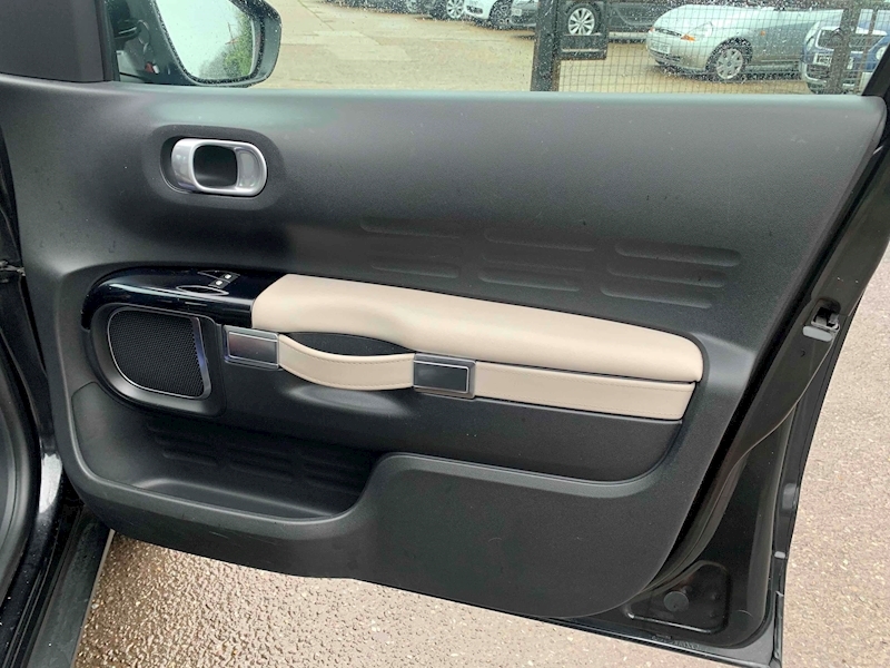 Citroen 1.2 PureTech Feel Edition Hatchback 5dr Petrol (82 ps)