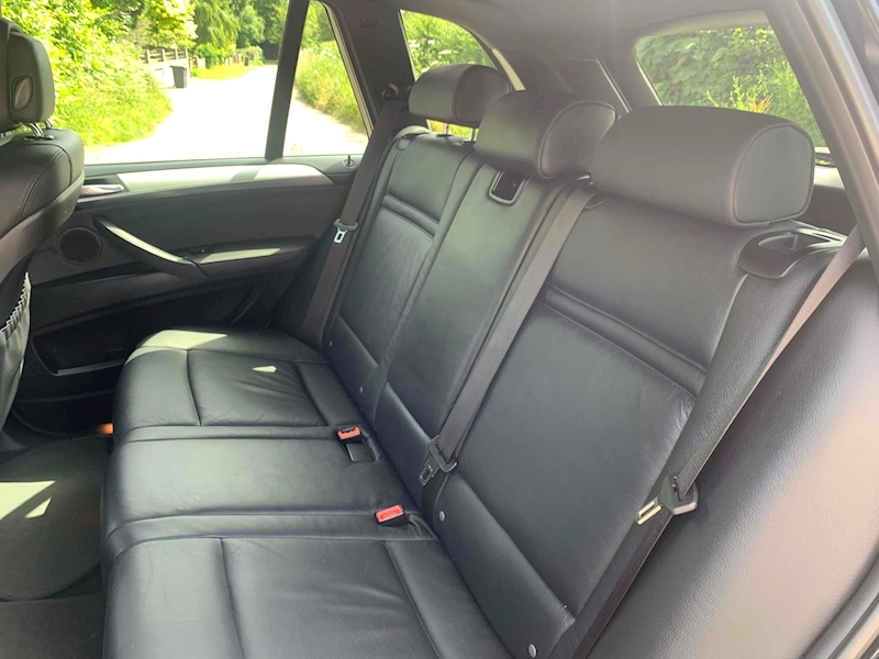 BMW 3.0 30d M Sport SUV 5dr Diesel Auto xDrive (s/s) (195 g/km, 245 bhp)