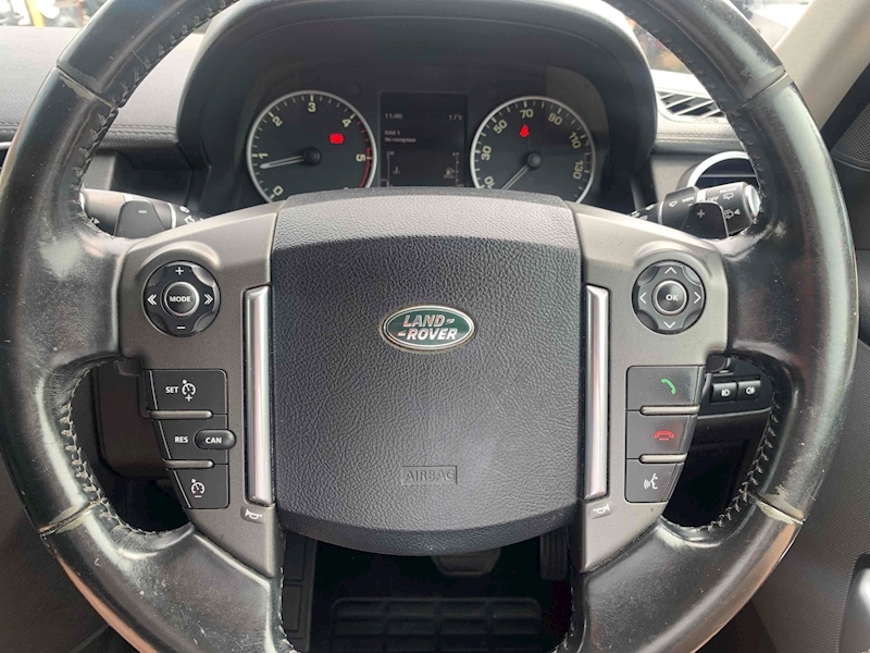 Land Rover 3.0 SD V6 SE LCV 5dr Diesel Auto 4WD (213 g/km, 255 bhp)