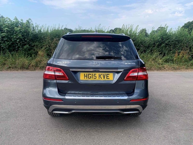 Mercedes-Benz 3.0 ML350 V6 BlueTEC SE (Executive) SUV 5dr Diesel G-Tronic 4WD Euro 6 (s/s) (258 ps)